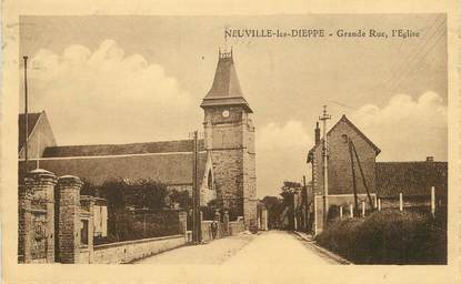 / CPA FRANCE 76 "Neuville les Dieppe, grande rue"
