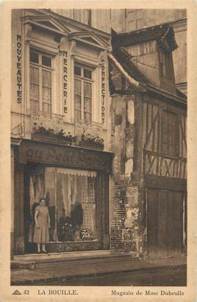 / CPA FRANCE 76 "La Bouille, magasin de Mme Dubrulle"