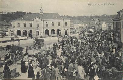 / CPA FRANCE 76 "Duclair, le marché"