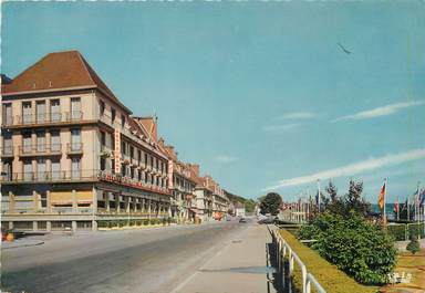 / CPSM FRANCE 76 "Caudebec en Caux, hôtel de la Marine"