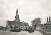 76 Seine Maritime / CPSM FRANCE 76 "Duclair, l'église et le monument aux morts "