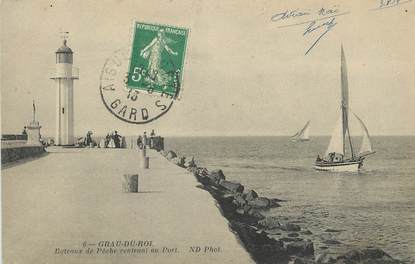 / CPA FRANCE 30 "Le Grau du Roi, bateaux de pêche"