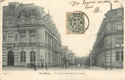 / CPA FRANCE 72 "Le Mans, le boulevard René Levasseur"