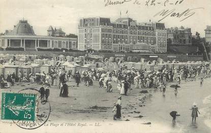 / CPA FRANCE 35 "Dinard, la plage et l'hôtel Royal"