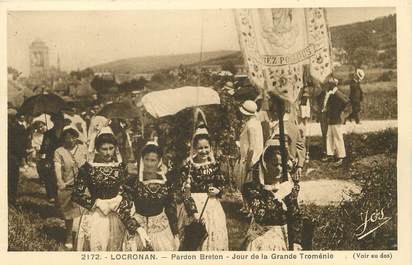 / CPA FRANCE 29 "Locronan, pardon Breton, jour de la grande Troménie"