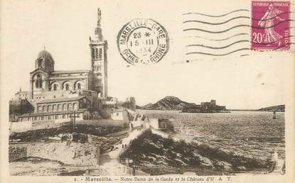 / CPA FRANCE 13 "Marseille, Notre Dame de la garde et le château d'If"