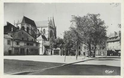 / CPSM FRANCE 74 "Thonon Les bains, place du château "