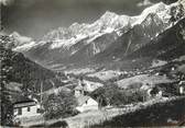 74 Haute Savoie / CPSM FRANCE 74  "Les Houches, vue générale et la chaîne du Mont Blanc"