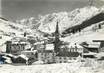 / CPSM FRANCE 74 "La Clusaz, vue générale et la chaine des Aravis " 