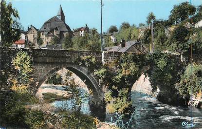 / CPSM FRANCE 19 "Treignac, vieux pont"