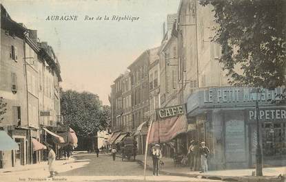 CPA FRANCE 13 "Aubagne, rue de la République"