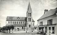 95 Val D'oise / CPSM FRANCE 95 "Nesle la Vallée, place de l'église Saint Symphorien"