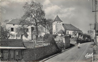 / CPSM FRANCE 95 "Saint Cyr en Arthies, la grande rue et l'église"