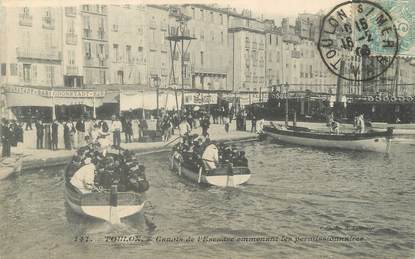 / CPA FRANCE 83 "Toulon, Canots de l'escadre"