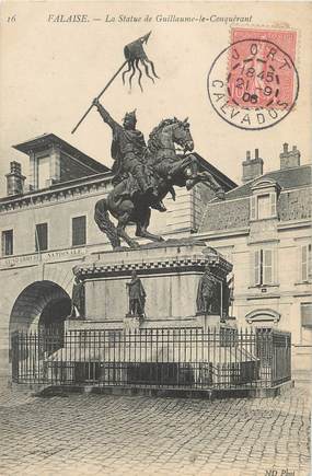 / CPA FRANCE 14 "Falaise, la statue Guillaume Le Conquérant"