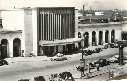 / CPSM FRANCE 14 "Caen, la gare" / AUTOMOBILE