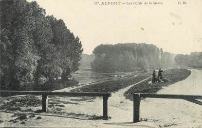 / CPA FRANCE 94 "Alfort, les bords de la Marne"