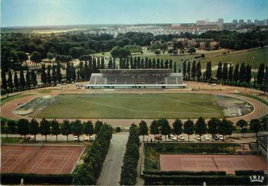 / CPSM FRANCE 76 "Sotteville Les Rouen" / STADE