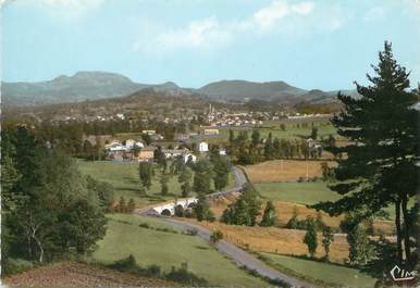 / CPSM FRANCE 43 "Saint Julien Chapteuil, vue générale prise de la route de Saint Pierre Eynac"