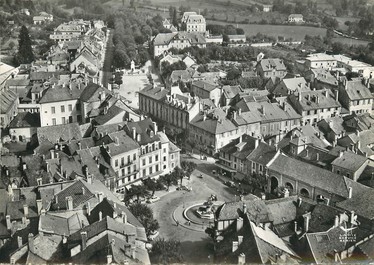 / CPSM FRANCE 01 "Belley, place des Terreaux "