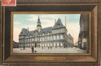 CPA FRANCE 51 "Reims, souvenir de l'Hotel de ville"