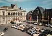 / CPSM FRANCE 02 "Laon, place du Général Leclerc et l'hôtel de ville" / 2CH / DS