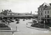 03 Allier / CPSM FRANCE 03 "Vichy, place de la gare"