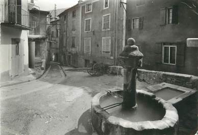 / CPSM FRANCE 04 "Annot, une vieille fontaine"