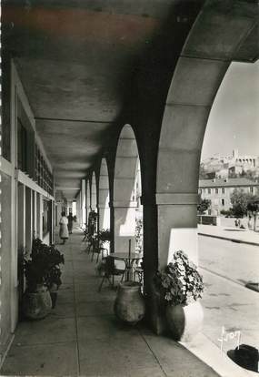 / CPSM FRANCE 04 "Sisteron, les Arcades"