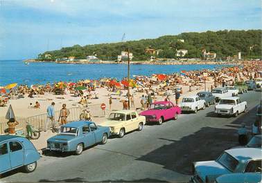 / CPSM FRANCE 06 "Antibes, plage de la Salice" / AUTOMOBILE