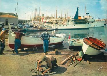 / CPSM FRANCE 06 "Antibes, le port" / BATEAU