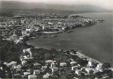 / CPSM FRANCE 06 "Antibes, vue générale sur la ville"