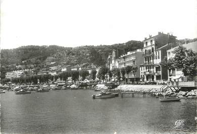 / CPSM FRANCE 06 "Golfe Juan, sur le port, av des Frères Roustan"