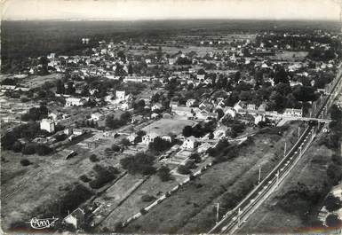 CPSM FRANCE 77 "Bois le Roi, vue aérienne sur le quartier des Longuives"