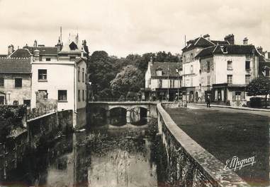 / CPSM FRANCE 77 "Coulommiers, le pont de la ville sur le grand Morin"