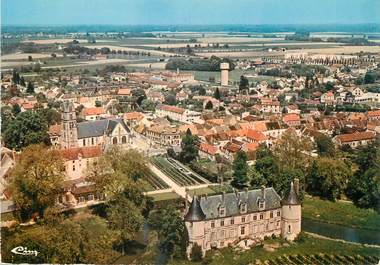 / CPSM FRANCE 77 "Fontenay Tresigny, vue générale  aérienne"