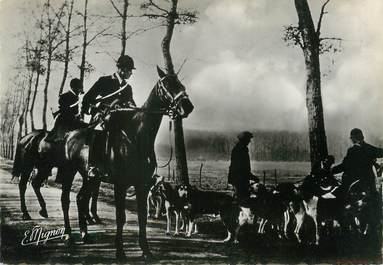 / CPSM FRANCE 77 "Nangis, chasse à courre, le lancer de chiens" / CHEVAL