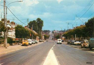 / CPSM FRANCE 77 "Ponthierry, av de Fontainebleau "