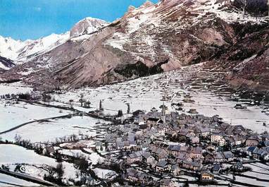 / CPSM FRANCE 05 "Monetier les Bains, vue générale aérienne"