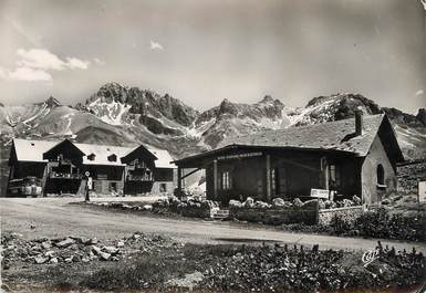 / CPSM FRANCE 05 "Col du Lautaret, les hôtels et le Galibier"