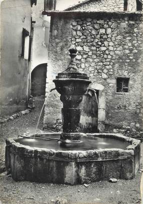 / CPSM FRANCE 05 "Orpierre, la fontaine médiévale"