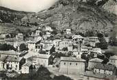 05 Haute Alpe / CPSM FRANCE 05 "Trescloux, vue aérienne sur le centre du village"