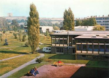 CPSM FRANCE 08 "Charleville Mézières, centre de réadaptation fonctionnelle, vue sur le parc"