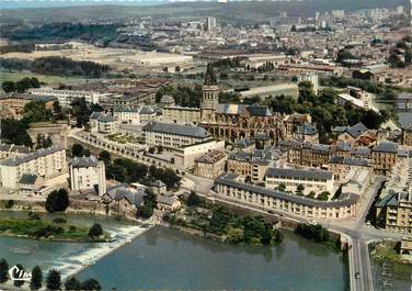 CPSM FRANCE 08 " Charleville Mézières, vue générale aérienne "