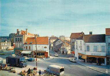 CPSM FRANCE 10 "Romilly sur Seine, la place des Martyrs"