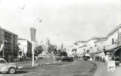 CPSM FRANCE 17 "Royan, perspective vers l'église"