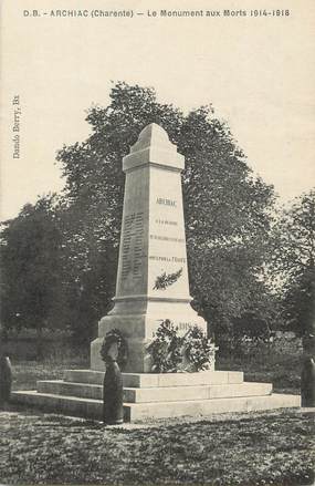 CPA FRANCE 17 "Archiac" / MONUMENT AUX MORTS