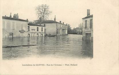 CPA FRANCE 17 "Inondations de Saintes, rue de l'Ormeau"