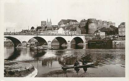 / CPSM FRANCE 49 "Angers, vue générale vers le pont de la basse Chaîne et le château"