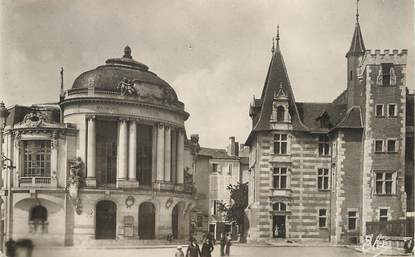 / CPSM FRANCE 47 "Agen, le musée et le théâtre"